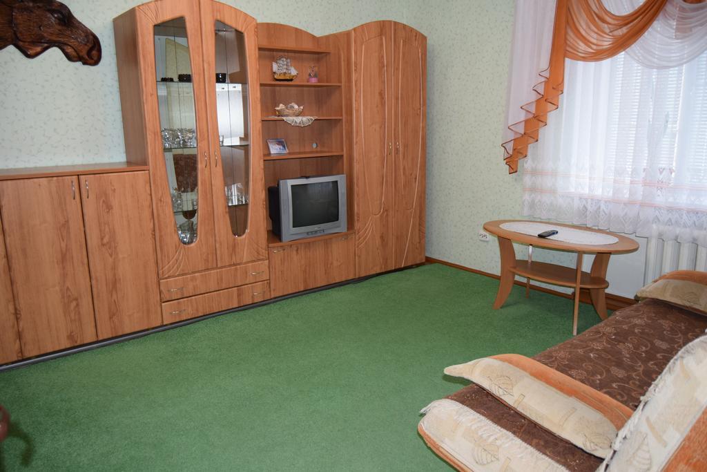 Apartments On Leninskaya Street ニャスヴィシュ エクステリア 写真