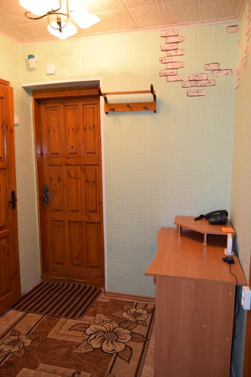 Apartments On Leninskaya Street ニャスヴィシュ エクステリア 写真