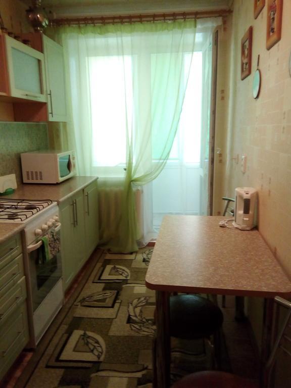 Apartments On Leninskaya Street ニャスヴィシュ エクステリア 写真